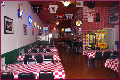 Sams Pizza & Pub, Highland Illinois